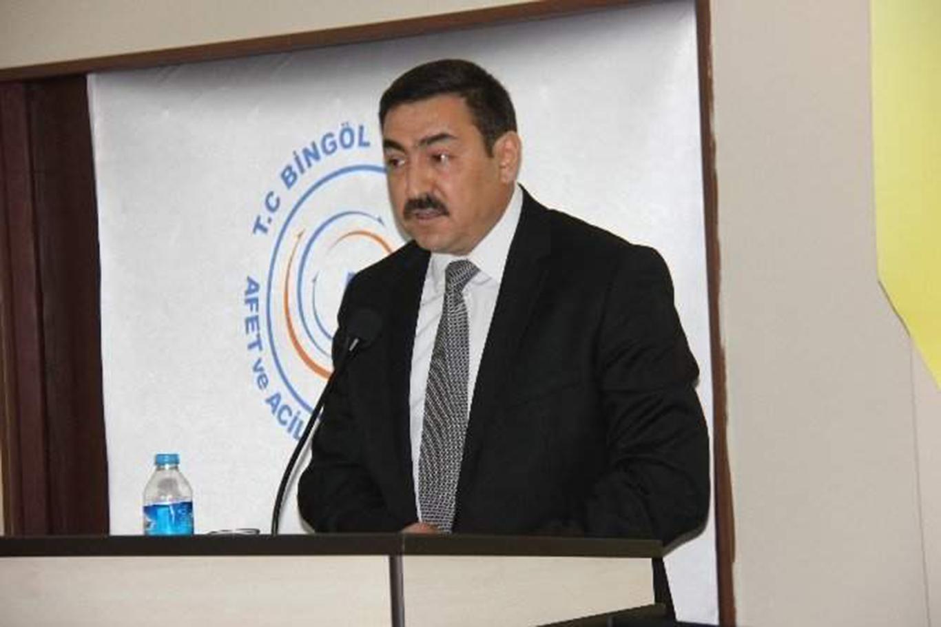 "Deprem öldürmez bina öldürür" "Deprem öldürmez bina öldürür"